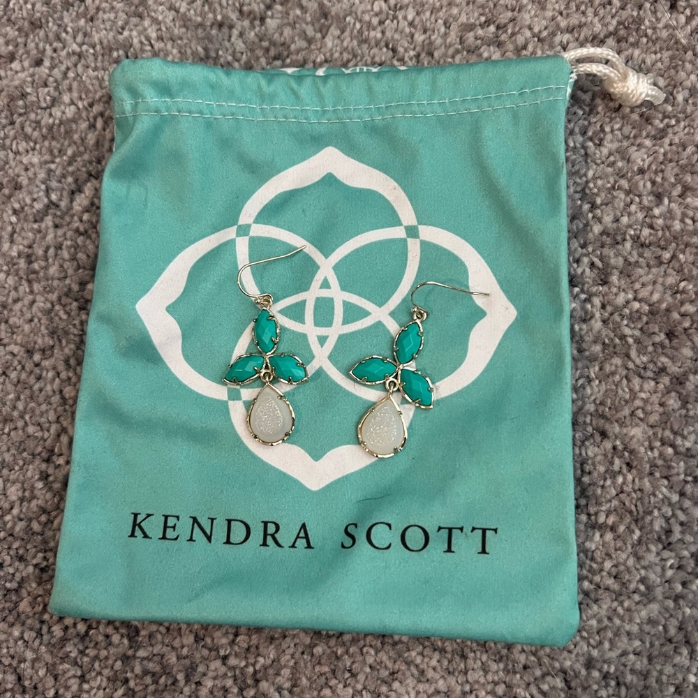 Kendra Scott Turquoise and White earrings